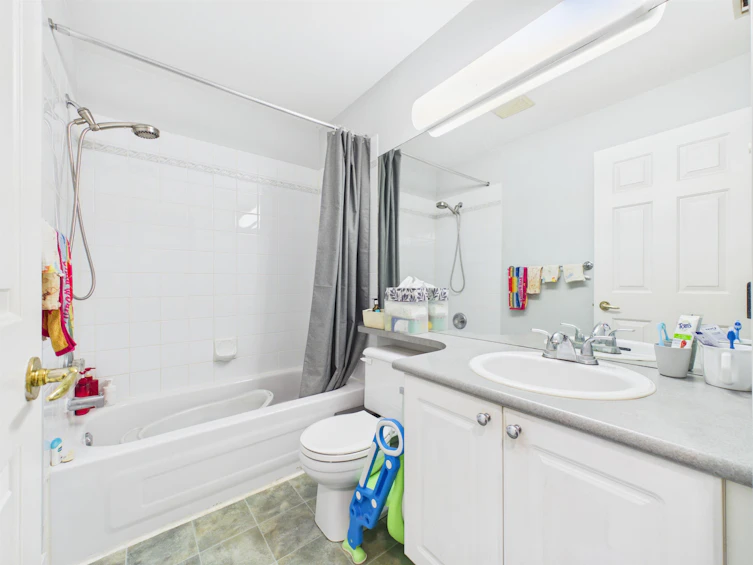 8-15133 29a Avenue, Surrey, BC, V4P 3G4 - 24