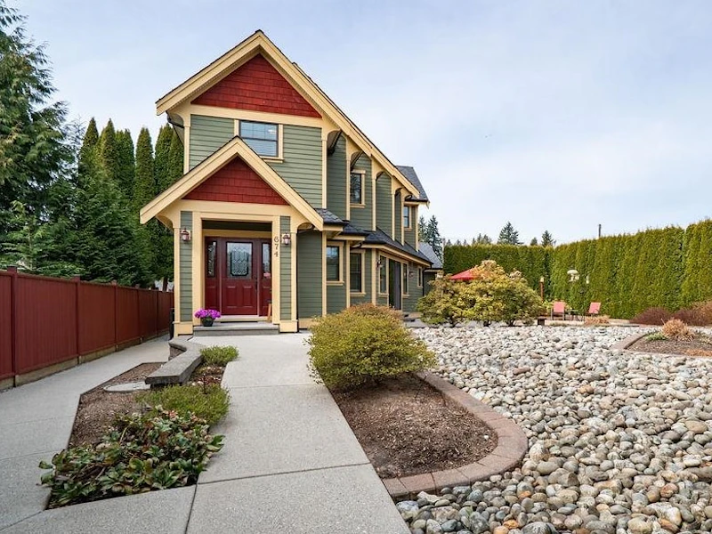 674 Colinet Street, Coquitlam BC V3J 4X4