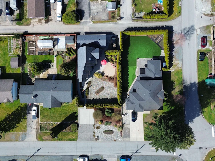 674 Colinet Street, Coquitlam, BC, V3J 4X4 - 40