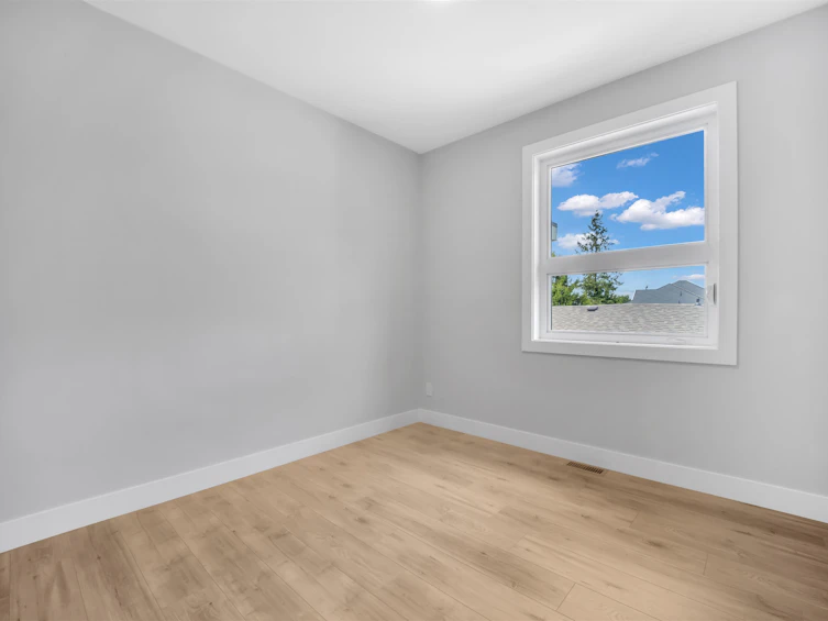 946 Dansey Avenue, Coquitlam, BC, V3K 3G7 - 23