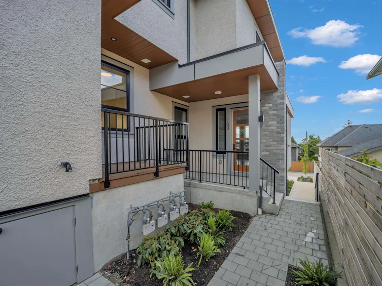 946 Dansey Avenue, Coquitlam, BC, V3K 3G7 - 32