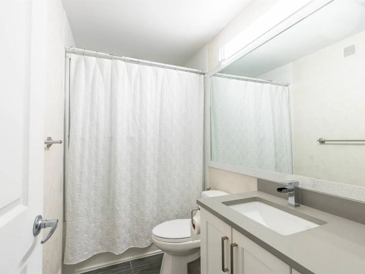 13933 90a Avenue, Surrey, BC, V3V 6Z7 - 15