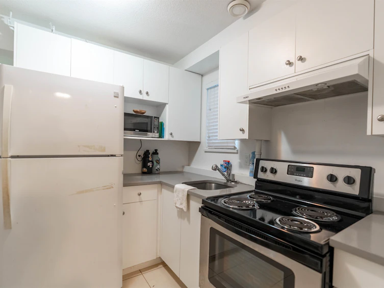 13933 90a Avenue, Surrey, BC, V3V 6Z7 - 22