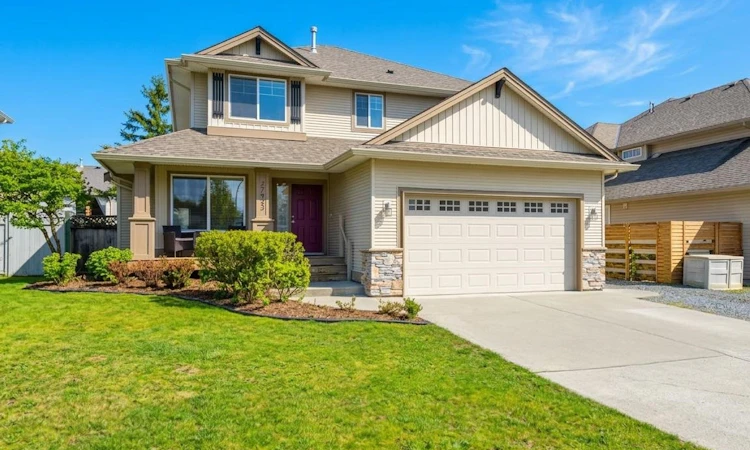 27932 Buffer Crescent