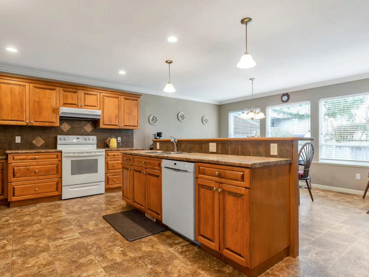 27932 Buffer Crescent, Abbotsford, BC, V4X 2R9 - 8