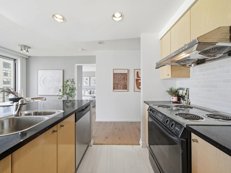 1203-1008 Cambie Street, Vancouver, BC, V6B 6J7 - 10