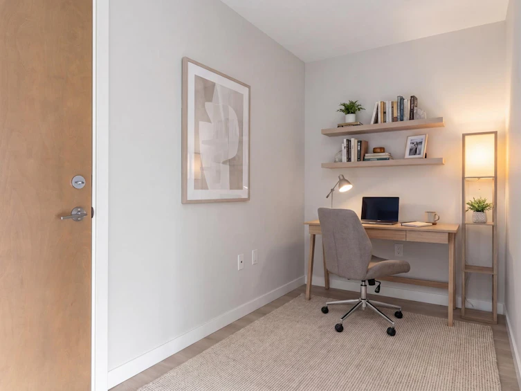 312-110 E 17th Street, North Vancouver, BC, V7L 2V5 - 17