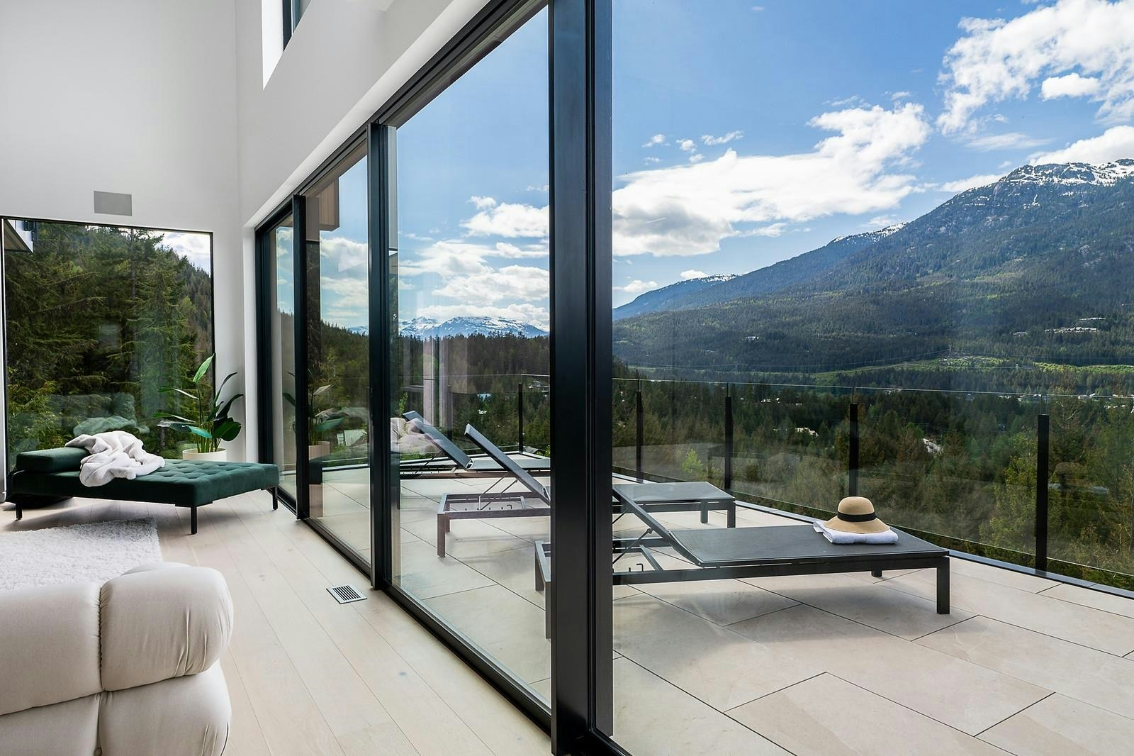 3824 Sunridge Drive, Whistler, BC, V8E 0W1 - 18