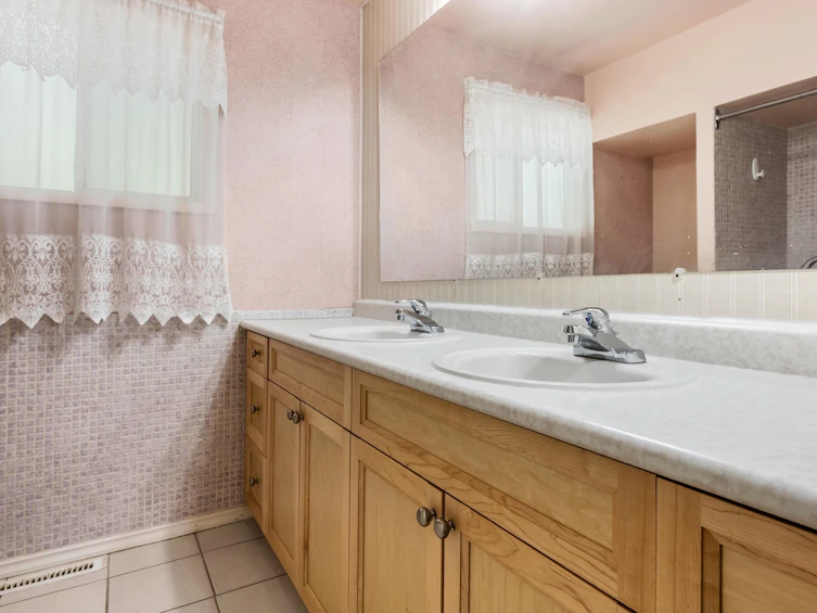 626 Mountain View Road, Cultus Lake, BC, V2R 4Z7 - 21