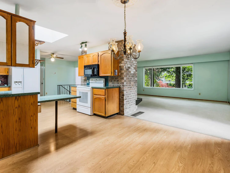 626 Mountain View Road, Cultus Lake, BC, V2R 4Z7 - 14