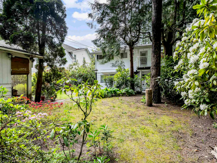 626 Mountain View Road, Cultus Lake, BC, V2R 4Z7 - 38
