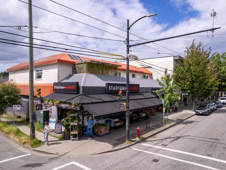 357 E 33rd Avenue, Vancouver, BC, V5V 2Z8 - 40