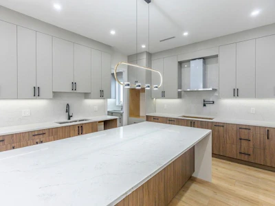 7080 192a Street - 2