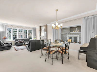 6388 Laburnum Street - 4