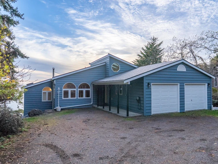 37189 Schooner Way, Pender Island, BC, V0N 2M2