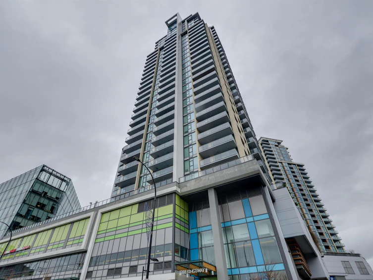 901-7388 Kingsway, Burnaby, BC, V3N 0G9 - 2