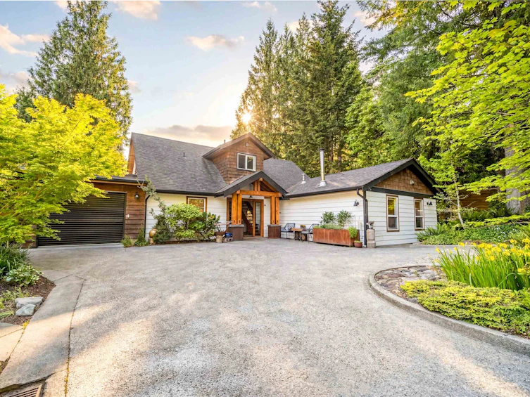 40495 N Highlands Way, Squamish, BC, V0N 1T0