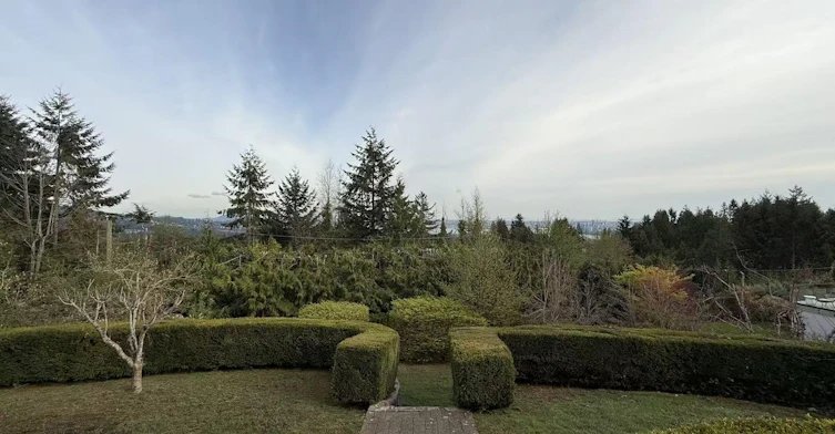 BSMT suite 2-750 Greenwood Road, West Vancouver, BC, V7S 1X7 - 2