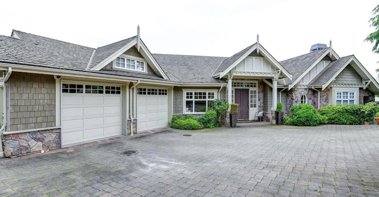 BSMT suite 2-750 Greenwood Road, West Vancouver, BC, V7S 1X7