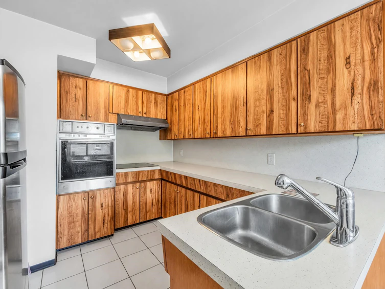 580 W 64th Avenue, Vancouver, BC, V6P 2K9 - 25