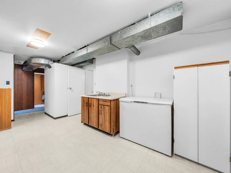 580 W 64th Avenue, Vancouver, BC, V6P 2K9 - 32