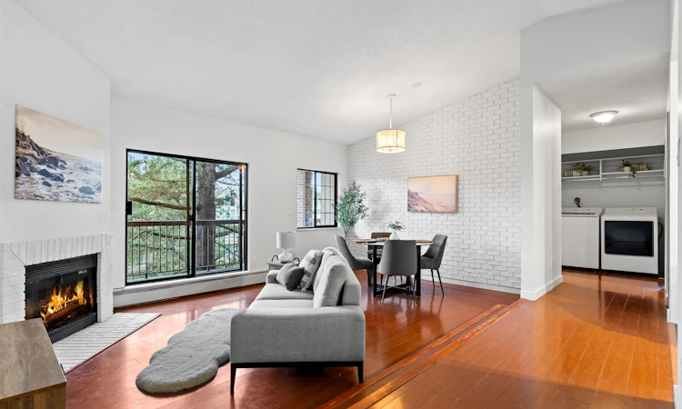 340-8500 Ackroyd Road