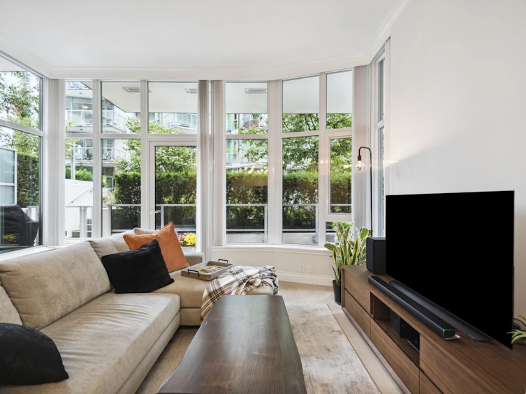 112-185 Victory Ship Way, North Vancouver, BC, V7L 0G2 - 4