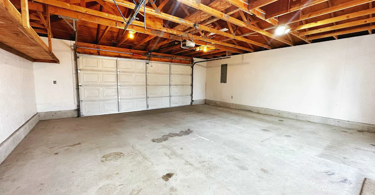 742 6th E Street, North Vancouver, BC, V7L 1R6 - 4