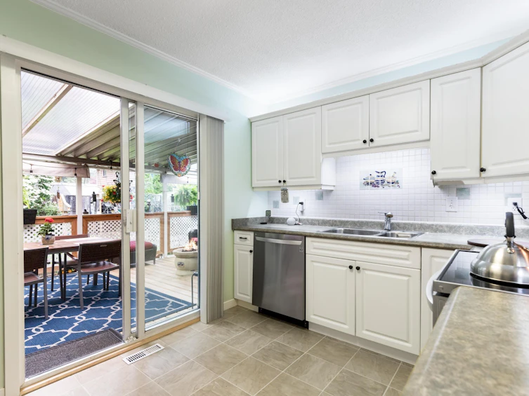 12214 211 Street Street, Maple Ridge, BC, V2X 8C9 - 6