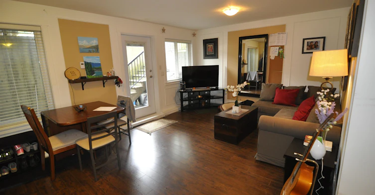 19029 67a Avenue, Surrey, BC, V4N 6A2 - 2