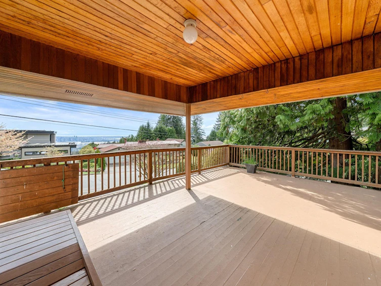234 Rondoval Crescent, North Vancouver, BC, V7N 2W7 - 15