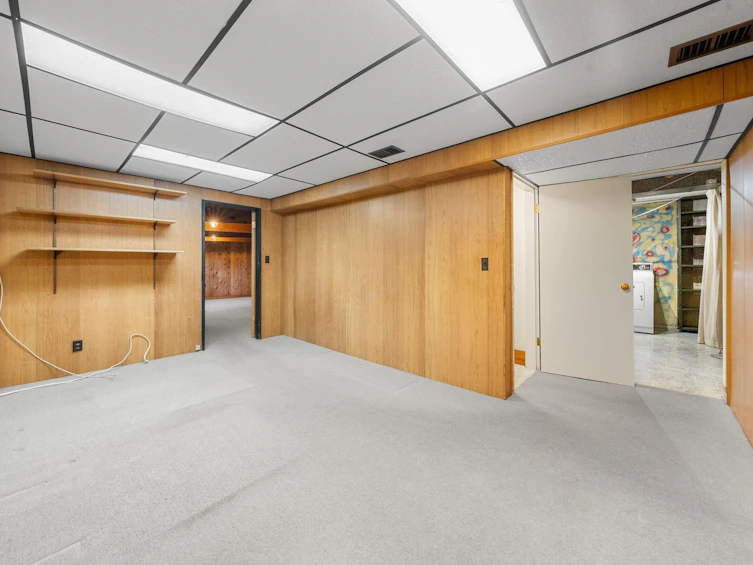 234 Rondoval Crescent, North Vancouver, BC, V7N 2W7 - 29