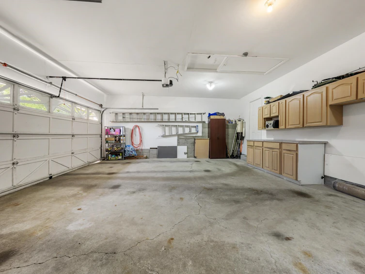 8030 153a Street, Surrey, BC, V3S 7X7 - 36
