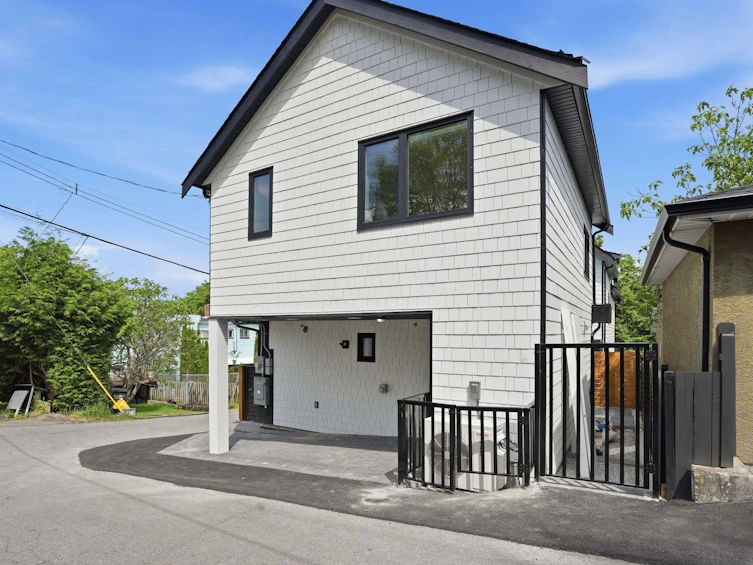 2436 E 20th Avenue, Vancouver, BC, V5M 2T6 - 23