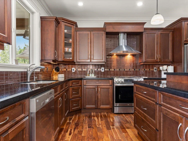 5068 Chittenden Road, Cultus Lake, BC, V2R 0K7 - 14