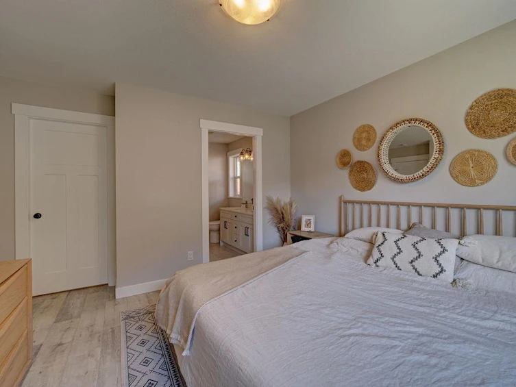6078 Kingbird Avenue, Sechelt, BC, V7Z 0S4 - 23