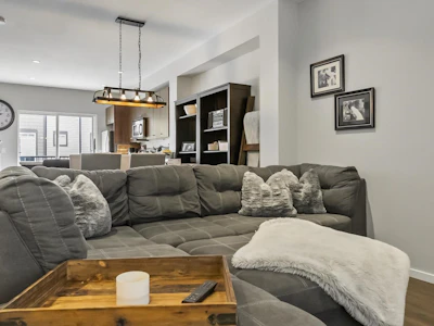 40-6895 188 Street - 5
