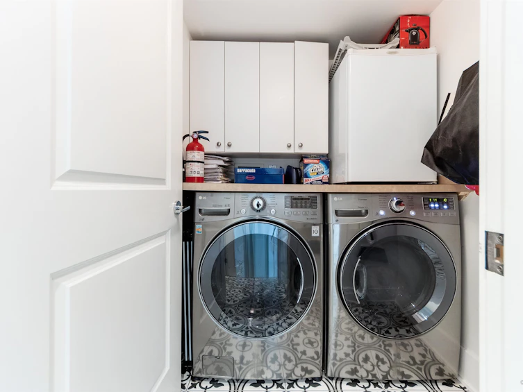 1017 W 8th Avenue, Vancouver, BC, V6H 1C3 - 31