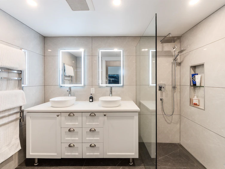 1017 W 8th Avenue, Vancouver, BC, V6H 1C3 - 20
