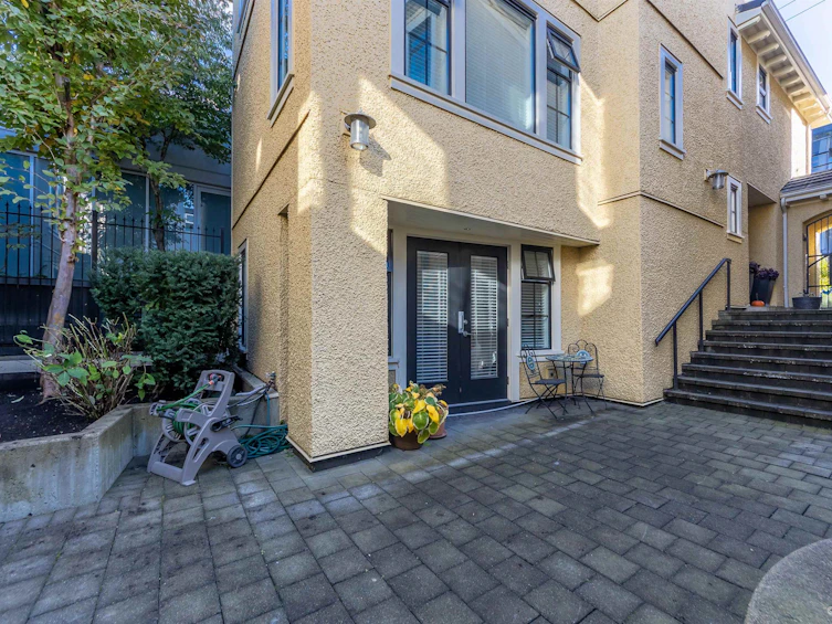 1017 W 8th Avenue, Vancouver, BC, V6H 1C3 - 5