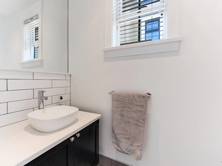 1017 W 8th Avenue, Vancouver, BC, V6H 1C3 - 25