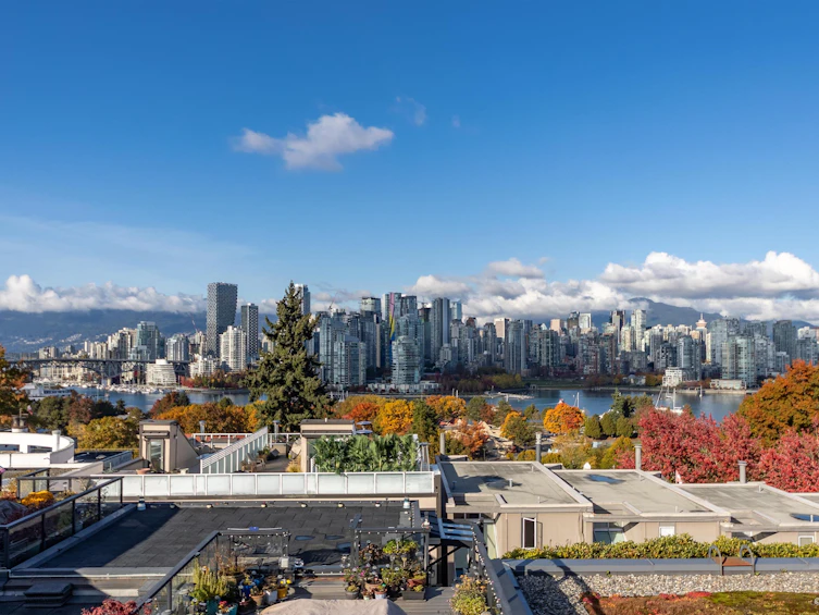 1017 W 8th Avenue, Vancouver, BC, V6H 1C3 - 2