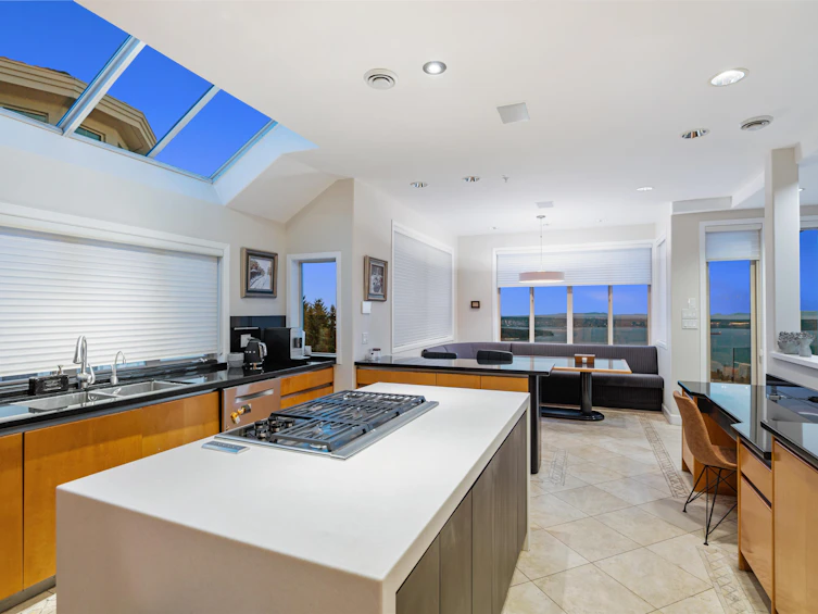 1526 Chippendale Court, West Vancouver, BC, V7S 3G6 - 9