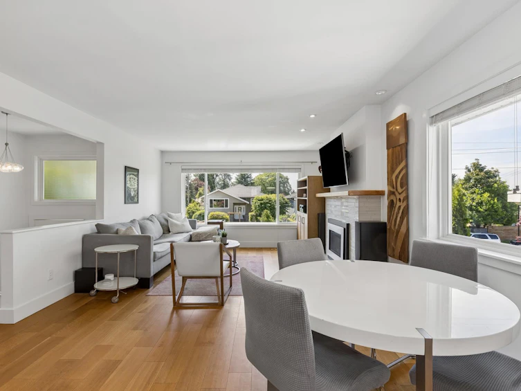 316 W 21st Street, North Vancouver, BC, V7M 1Z5 - 8