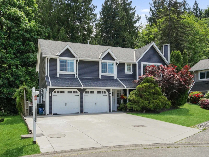 21495 90th Avenue, Langley BC V1M 1Z2