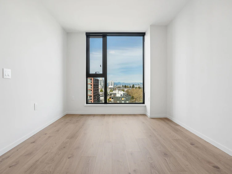 753-5189 Earles Street, Vancouver, BC, V5R 5H4 - 5