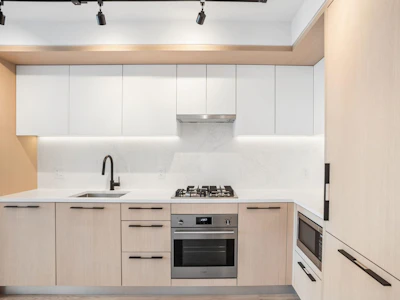 753-5189 Earles Street - 3
