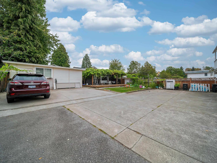 5091 Sidley Street, Burnaby, BC, V5J 1T6 - 8