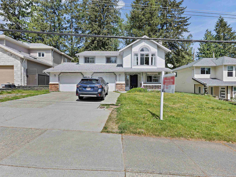 15971 101a Avenue, Surrey BC V4N 2N6