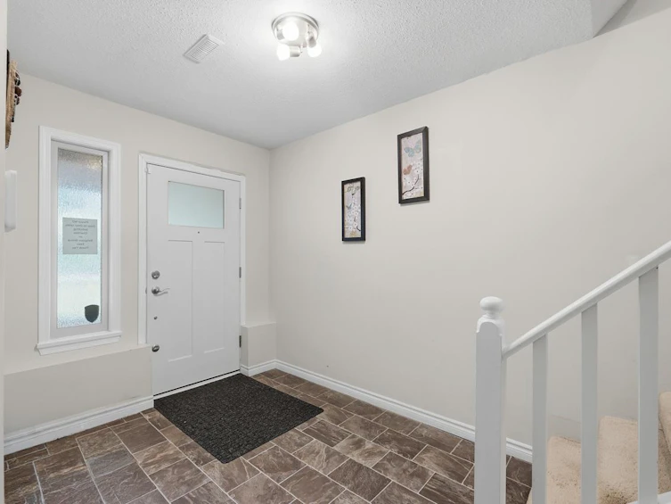 15318 87a Avenue, Surrey, BC, V3S 4Z9 - 33